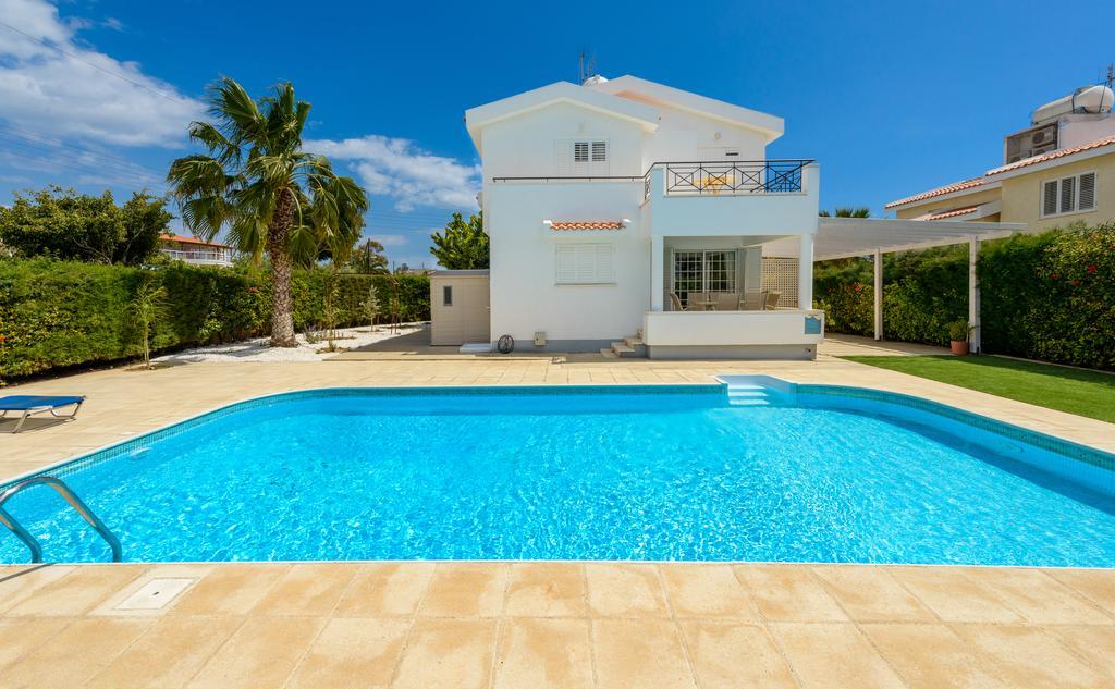Merab Center Villas Agia Napa Quarto foto